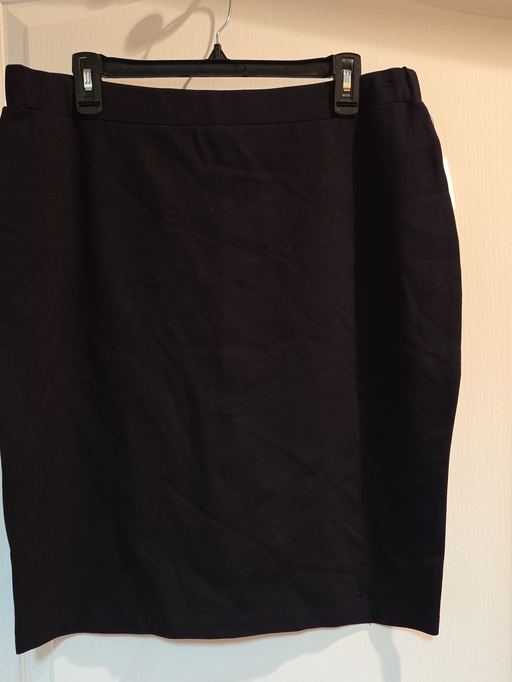 Liz Claiborne Black Pencil Skirt - Classic Straight Fit